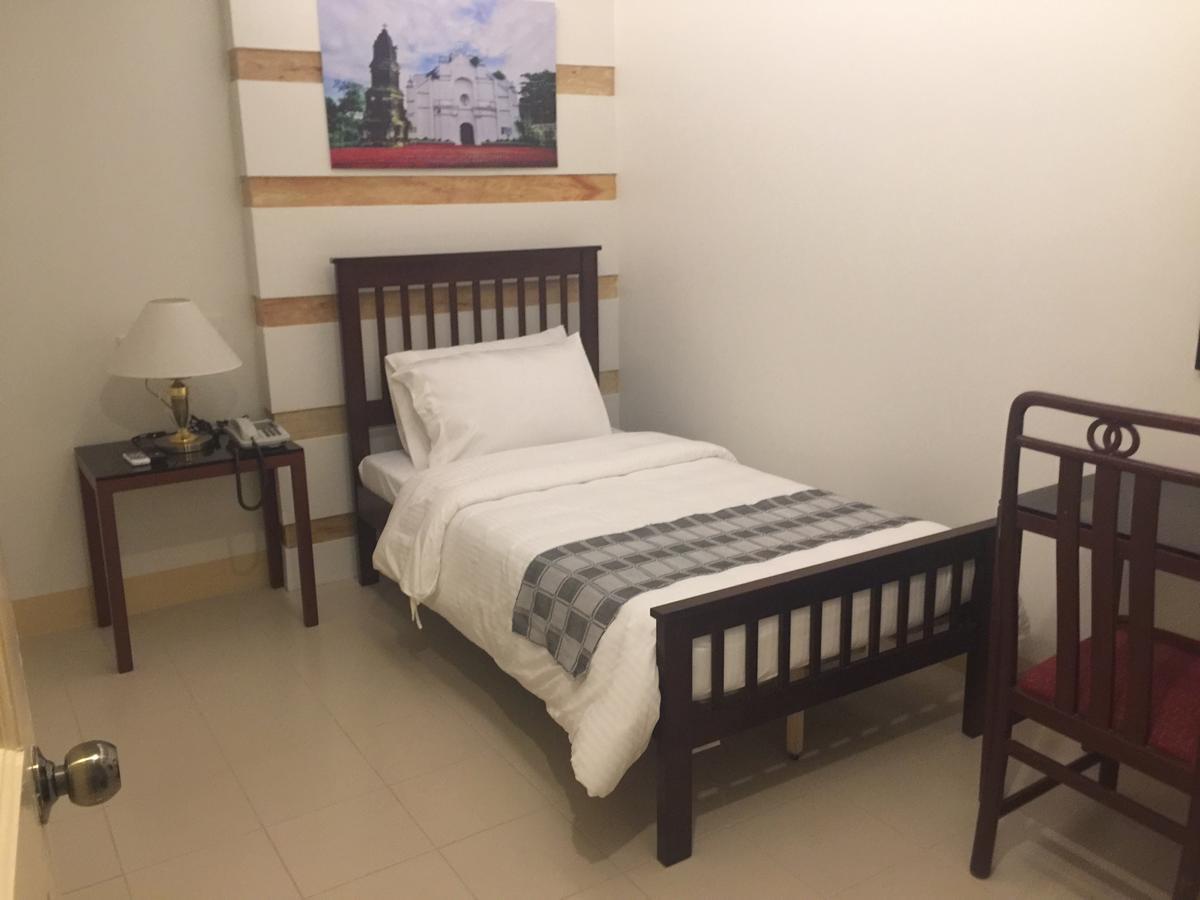 Metro Vigan Inn Buitenkant foto