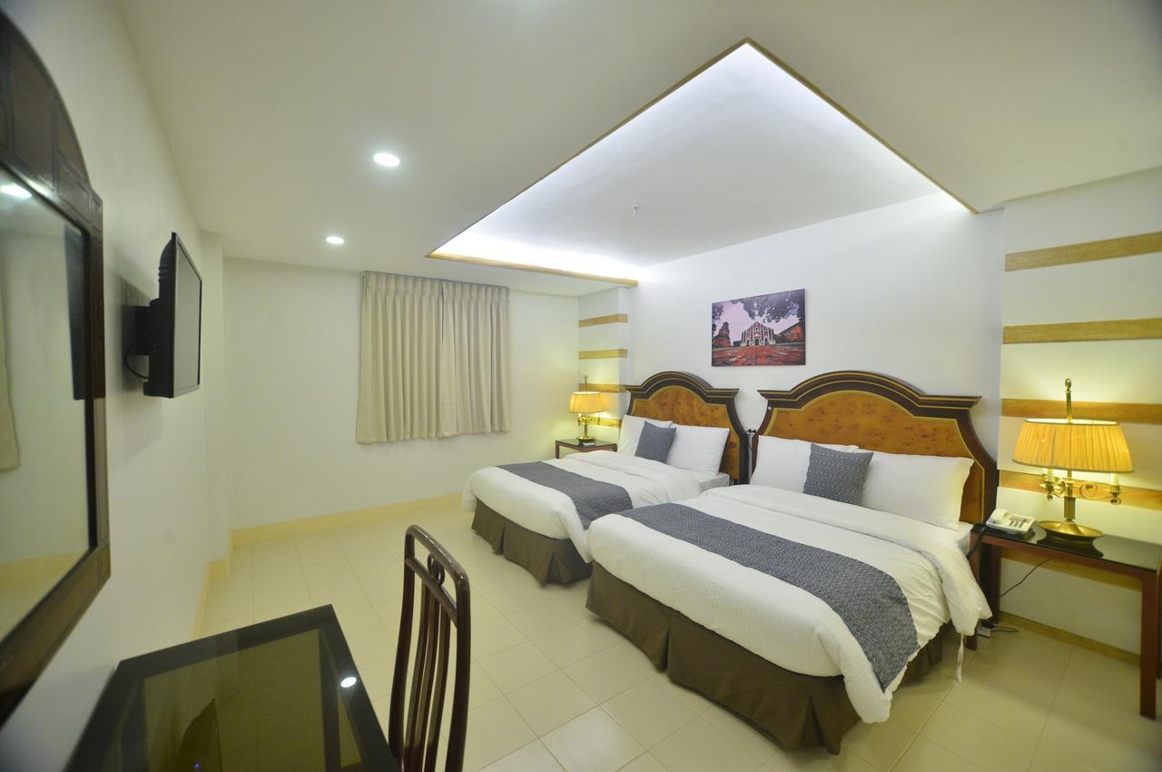 Metro Vigan Inn Buitenkant foto