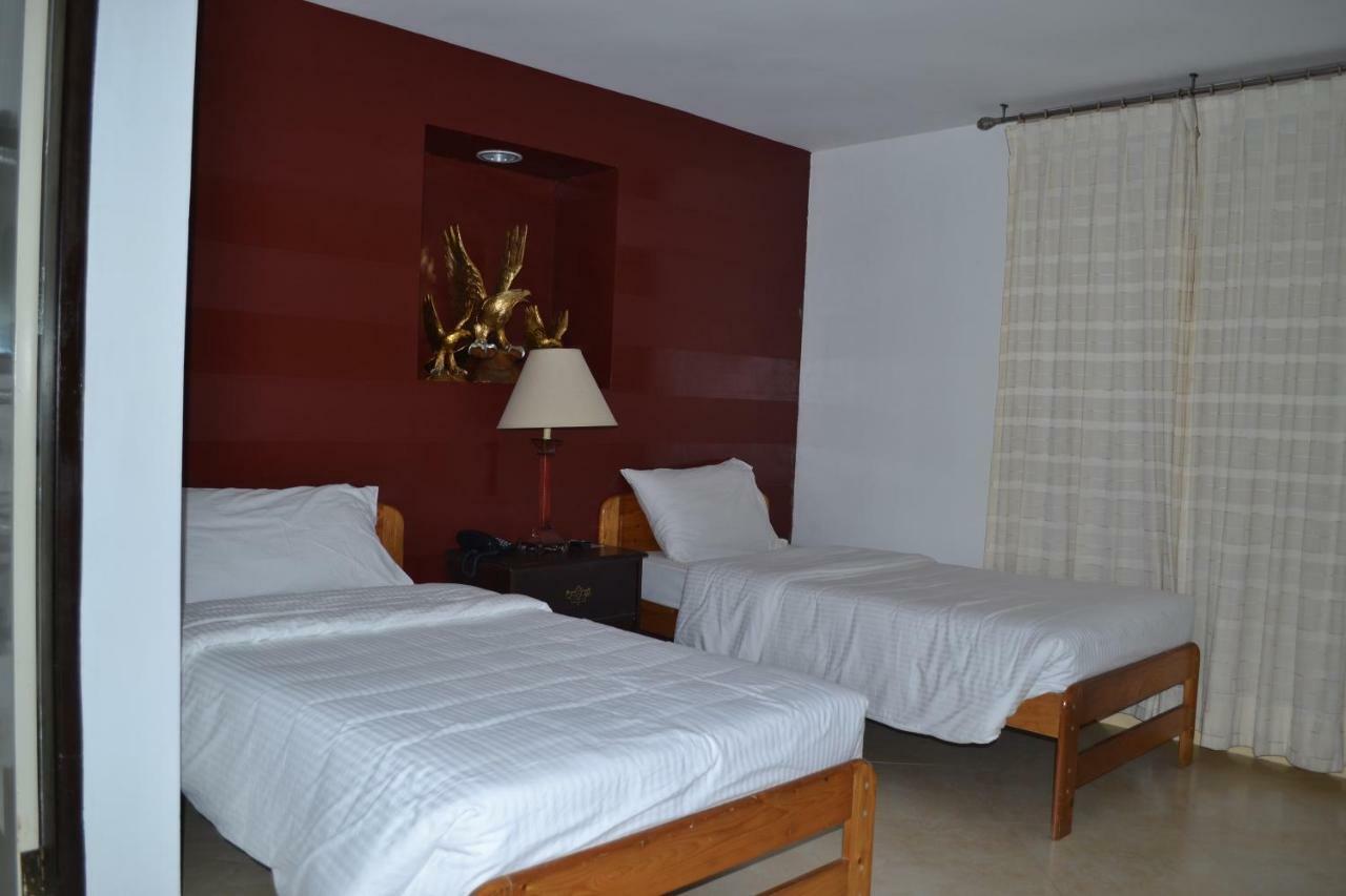 Metro Vigan Inn Buitenkant foto